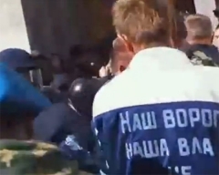 Афганцы штурмуют Верховную Раду